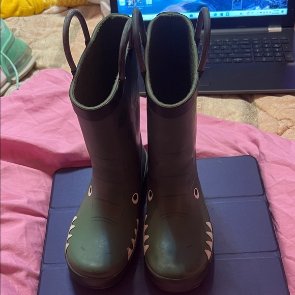 Target Green Dinosaur Kids Rain Boots - Picture 1 of 2